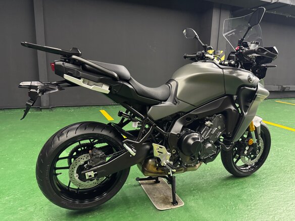 2022 Yamaha MT-09 Tracer (FJ-09), серый, 1325000 рублей - вид 18