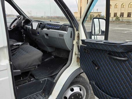 2010 ГАЗ ГАЗель (3302), белый, 1350000 рублей, вид 2