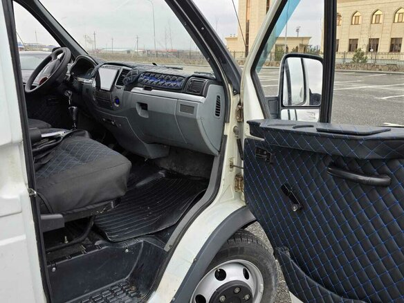 2010 ГАЗ ГАЗель (3302), белый, 1350000 рублей - вид 1