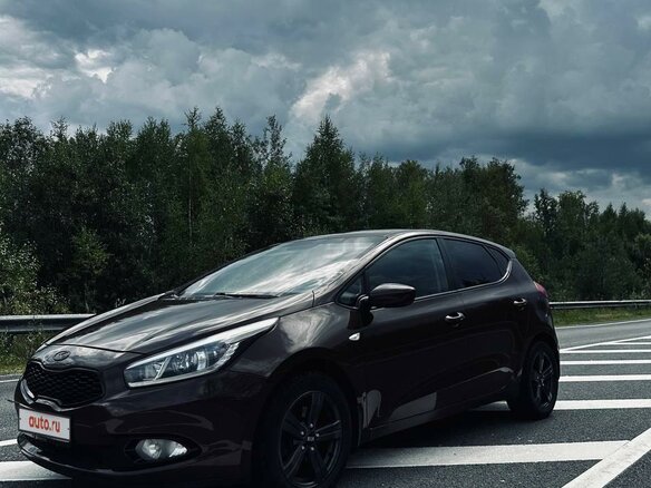 2014 Kia Ceed II, коричневый, 1200000 рублей - вид 1