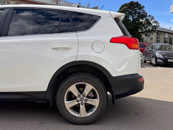 2015 Toyota RAV4 IV (XA40), белый, 1985000 рублей - вид 7