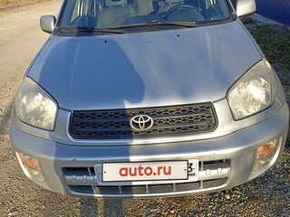 2001 Toyota RAV4 II (XA20), серебристый, 530000 рублей, вид 1