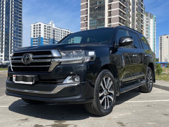 2019 Toyota Land Cruiser 200 Series Рестайлинг 2, чёрный, 9800000 рублей - вид 26