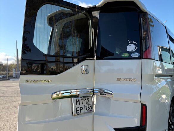 2015 Honda Stepwgn Spada V, белый, 1600000 рублей - вид 24