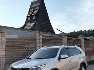 2013 Kia Sorento II Рестайлинг, серебристый, 1550000 рублей, вид 2