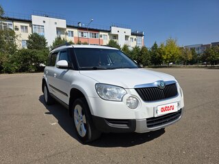 2012 Skoda Yeti I, белый, 700000 рублей, вид 5