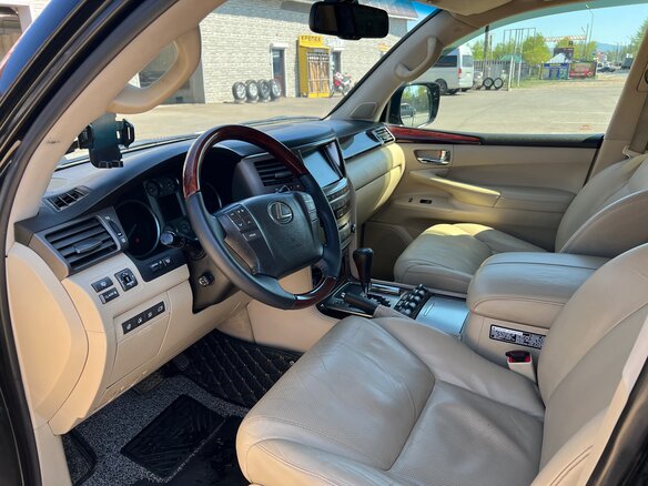 2011 Lexus LX 570 III, чёрный, 4190000 рублей - вид 10