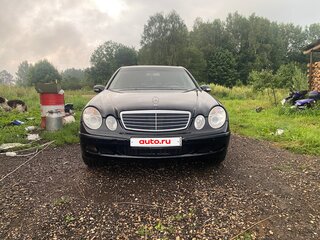 2004 Mercedes-Benz E-Класс 220 III (W211, S211), чёрный, 650000 рублей, вид 2