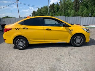 2014 Hyundai Solaris I, жёлтый, 425000 рублей, вид 3
