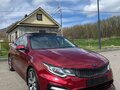 2019 Kia Optima IV Рестайлинг, красный, 2200000 рублей - вид 2