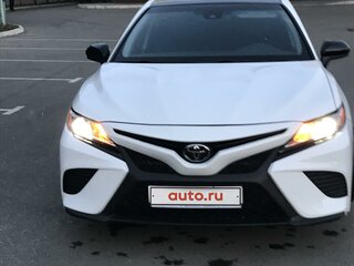 2017 Toyota Camry US Market VIII (XV70), белый, 2565000 рублей, вид 1