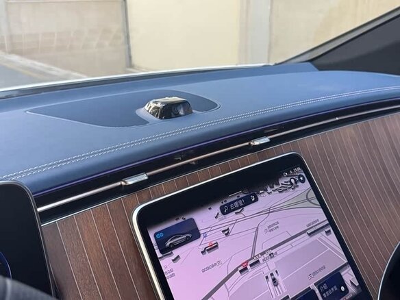 2025 Mercedes-Benz EQE 500, белый - вид 18
