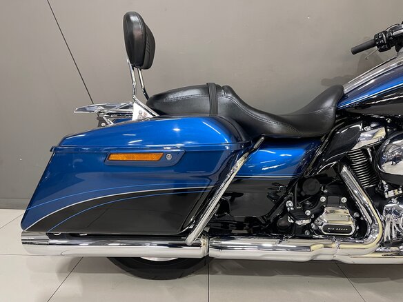 2018 Harley-Davidson Street Glide, синий, 1800000 рублей - вид 7
