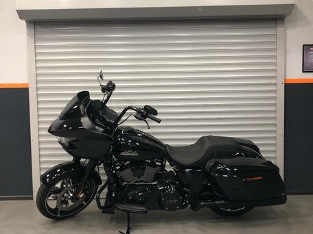 2025 Harley-Davidson Road Glide, чёрный, 3850000 рублей, вид 1