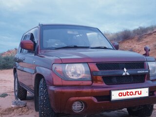2004 Mitsubishi Pajero iO, красный, 900000 рублей, вид 1