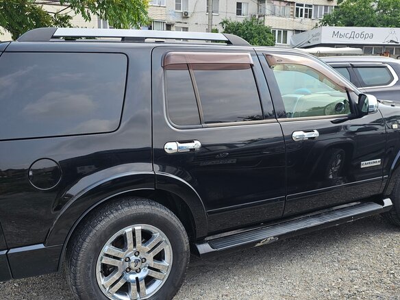 2005 Ford Explorer IV, чёрный, 1500000 рублей - вид 2