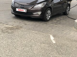 2015 Hyundai Solaris I Рестайлинг, коричневый, 800000 рублей, вид 1