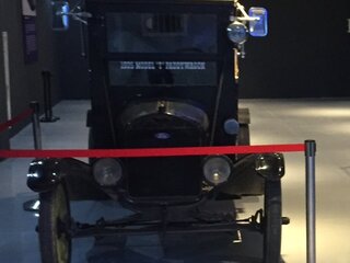 1925 Ford Model T, чёрный, 9900000 рублей, вид 2