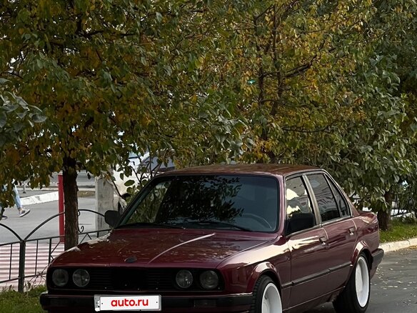 1989 BMW 3 серии 318i II (E30), красный, 500000 рублей