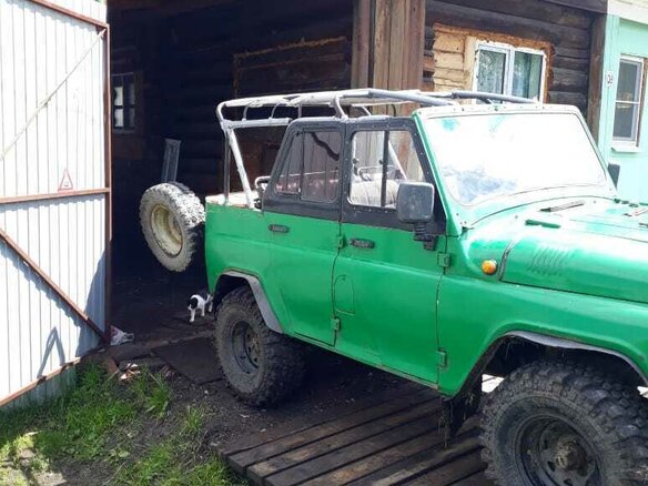 1988 УАЗ 31512, зелёный, 200000 рублей