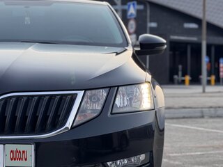2018 Skoda Octavia III (A7) Рестайлинг, чёрный, 1270000 рублей, вид 3