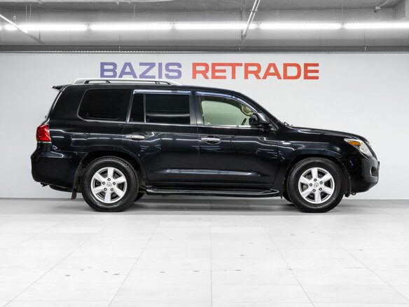 2011 Lexus LX 570 III, чёрный, 3329000 рублей - вид 3