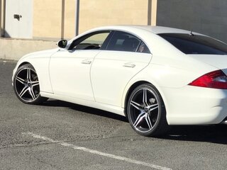 2006 Mercedes-Benz CLS 500 I (C219), белый, 1999000 рублей, вид 4