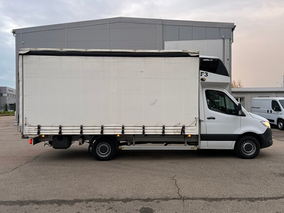 2021 Mercedes-Benz Sprinter, белый, 6000000 рублей - вид 3