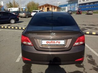 2016 Hyundai Solaris I Рестайлинг, коричневый, 950000 рублей, вид 4