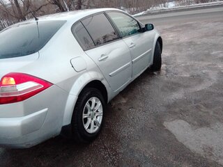 2007 Renault Megane II Рестайлинг, серебристый, 345000 рублей, вид 2