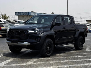 2026 Toyota Hilux VIII Рестайлинг 3, чёрный, 7000000 рублей, вид 1