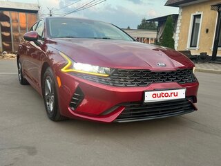 2020 Kia K5 III, красный, 1950000 рублей, вид 3