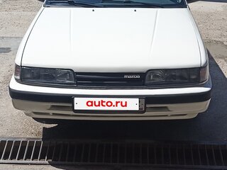 1988 Mazda 626 III (GD), белый, 200000 рублей, вид 2