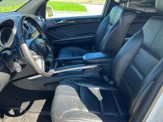 2010 Mercedes-Benz M-Класс 550 II (W164) Рестайлинг, белый, 2350000 рублей, вид 5