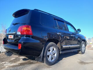 2012 Toyota Land Cruiser 200 Series Рестайлинг 1, чёрный, 3400000 рублей, вид 4
