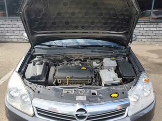 2011 Opel Astra H Рестайлинг, серый, 550000 рублей, вид 4