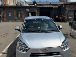 2017 Toyota Pixis Epoch II, серебристый, 700000 рублей, вид 1