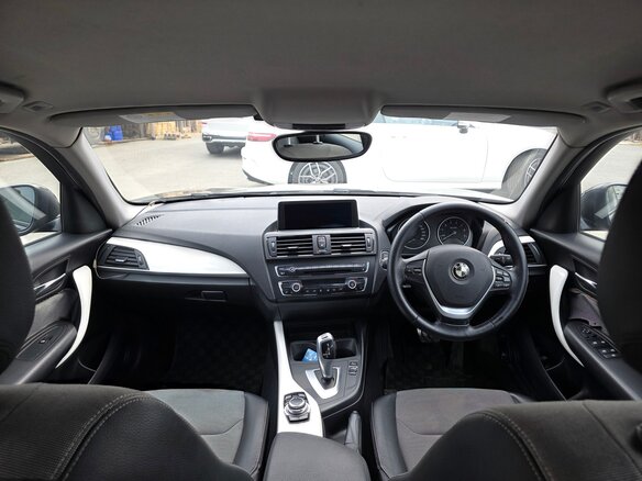 2013 BMW 1 серии 116i II (F20/F21), чёрный, 600000 рублей - вид 4
