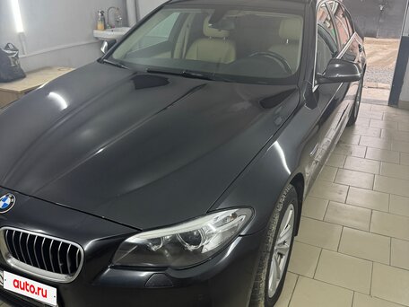 2013 BMW 5 серии 528i xDrive VI (F10/F11/F07) Рестайлинг, серый, 1500000 рублей, вид 1