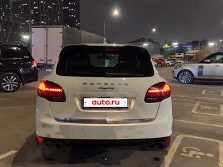 2011 Porsche Cayenne II (958), белый, 2490000 рублей, вид 4
