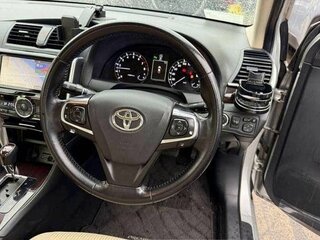 2021 Toyota Premio II (T26) Рестайлинг 2, серебристый, 1480000 рублей, вид 5