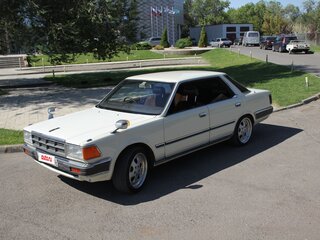 1983 Nissan Cedric VI (Y30), белый, 570000 рублей, вид 2