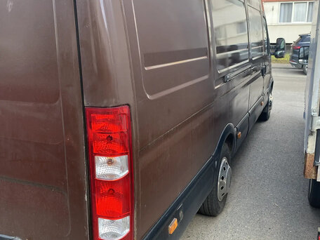 2009 Iveco Daily, коричневый, 1100000 рублей, вид 4