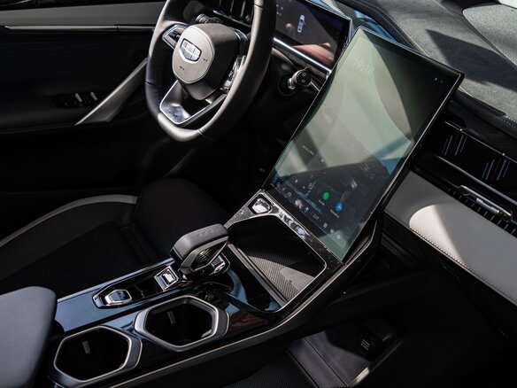 2026 Geely Atlas II, чёрный, 4119990 рублей - вид 31