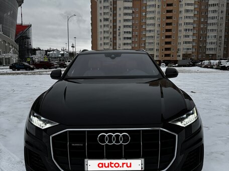 2019 Audi Q8 55 TFSI I (4M), чёрный, 5150000 рублей, вид 2