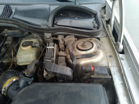 1994 Volvo 850, серебристый, 300000 рублей - вид 8