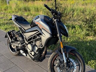 CFMoto 250NK