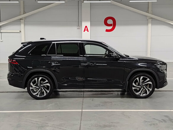 2023 Geely Monjaro (Xingyue L) I, чёрный, 2680000 рублей - вид 3