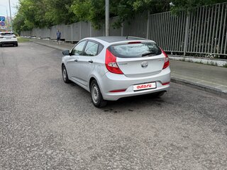 2014 Hyundai Solaris I Рестайлинг, серый, 675000 рублей, вид 4