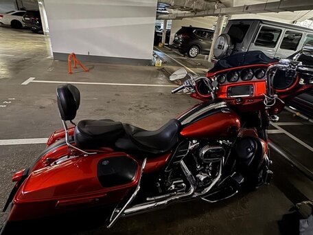 2017 Harley-Davidson CVO Street Glide, красный, 2150000 рублей, вид 3